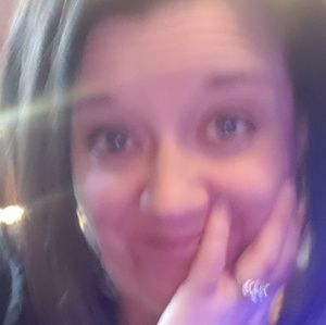 Meet your Posher, Lynn